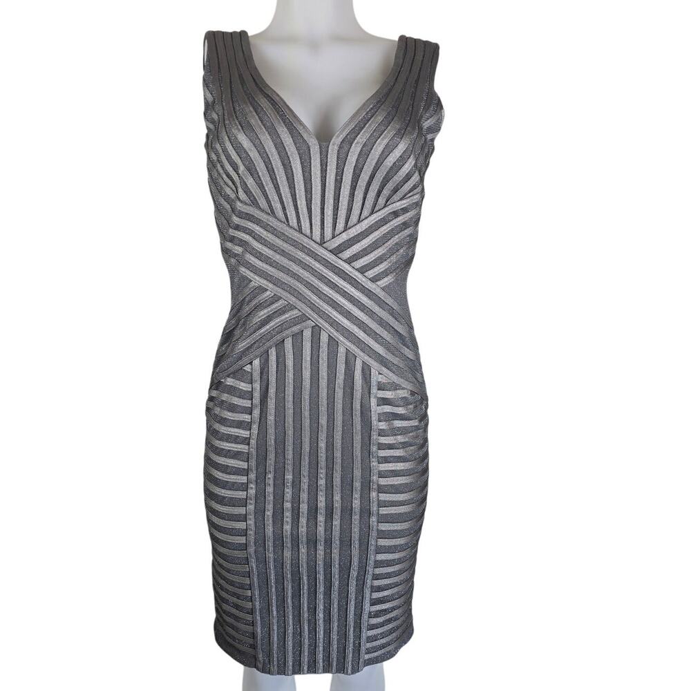 Tadashi Shoji V-Neck Lined Silver Shimmer Special Occasion Women's Dress 6 NWT